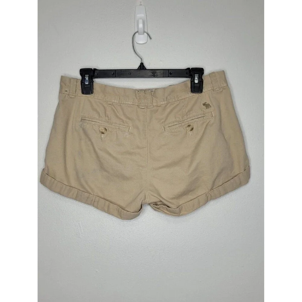 Y2k Abercrombie and Fitch tan rolled cuff preppy distressed shorts size 6 FLAW